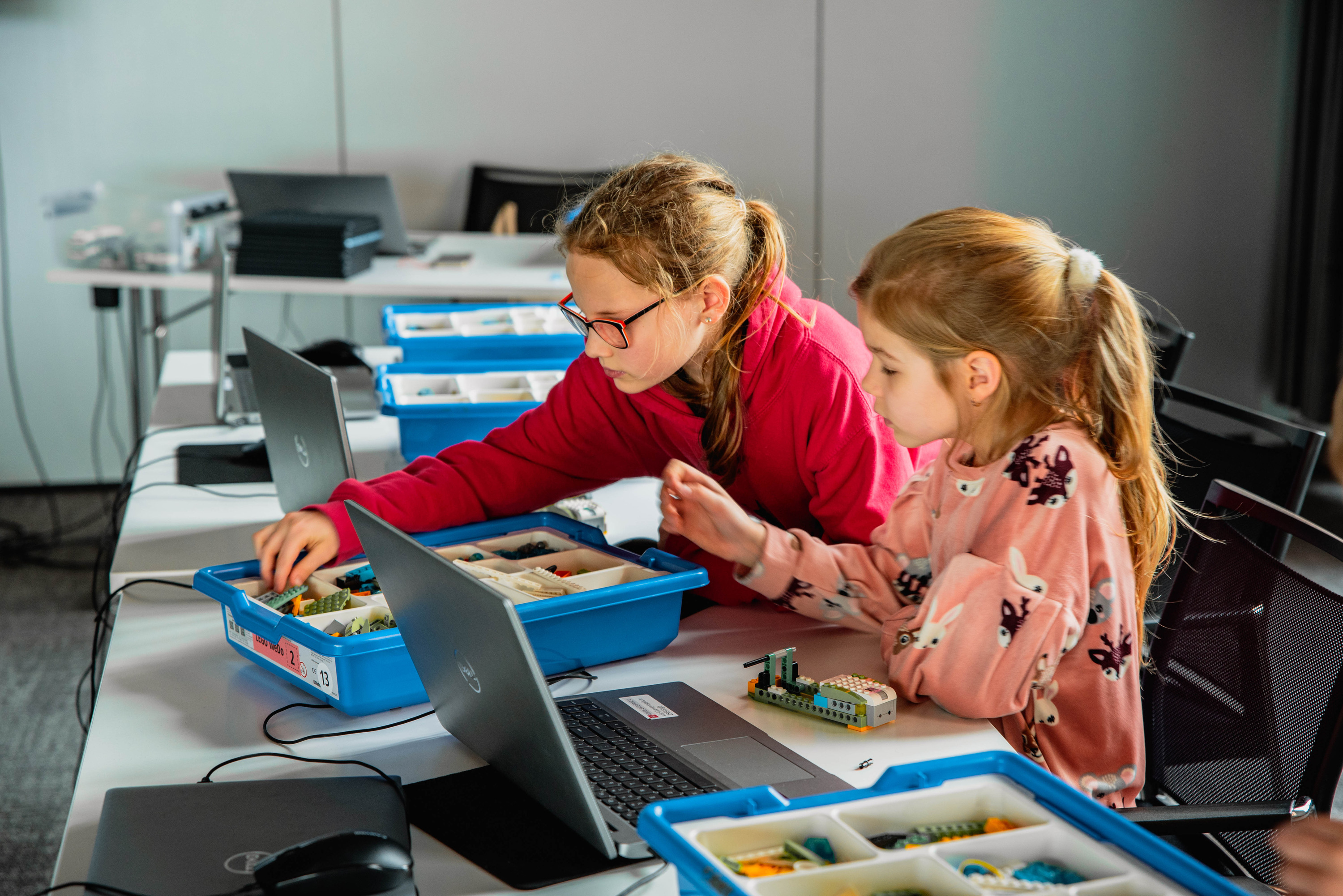 VIZIUM rudens brīvlaikā aicina skolēnus uz “Inženieru dienām”